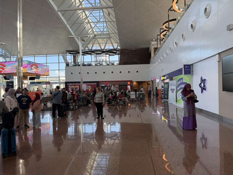 ブルネイ国際空港のメインホール