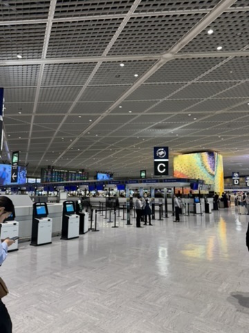 成田空港の国際線出発ターミナル——帰国して改めて感じる日本